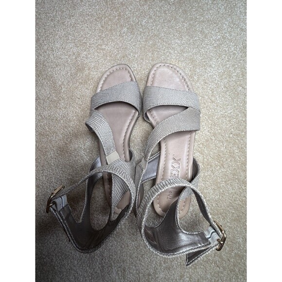 The Flexx Wedge Sandal Pewter-Colored Lizard-Embossed Leather Size 8 - Picture 3 of 8